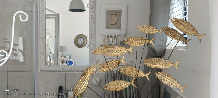 To Let 4 Bedroom Property for Rent in Hartenbos Central Western Cape